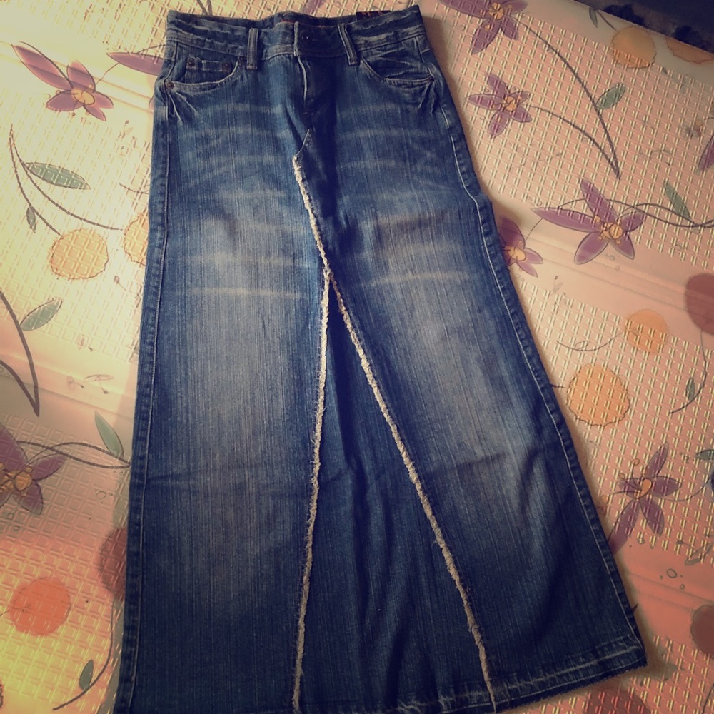 Long jean skirt